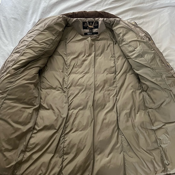 Barbour Women's Tan Quilted Jacket - Picture 3 of 14
